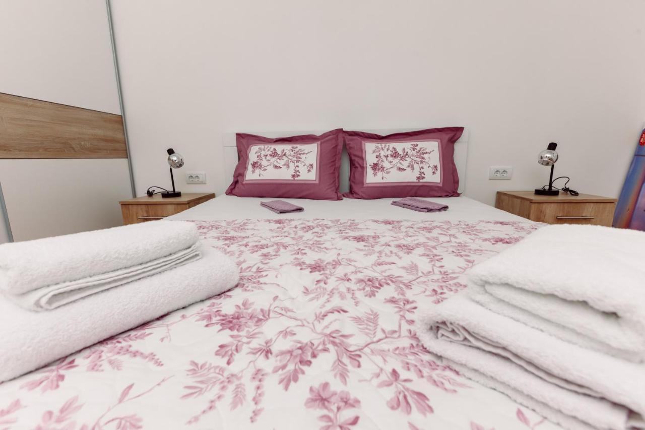 Waterfront Apartment Petrovina Kotor Extérieur photo