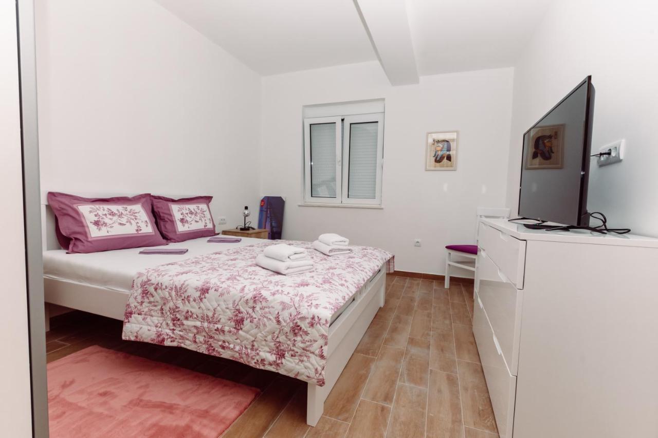 Waterfront Apartment Petrovina Kotor Extérieur photo