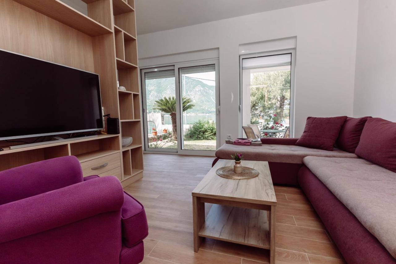 Waterfront Apartment Petrovina Kotor Extérieur photo