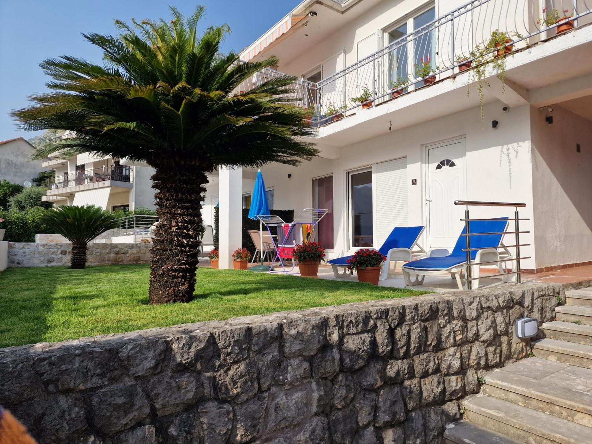 Waterfront Apartment Petrovina Kotor Extérieur photo