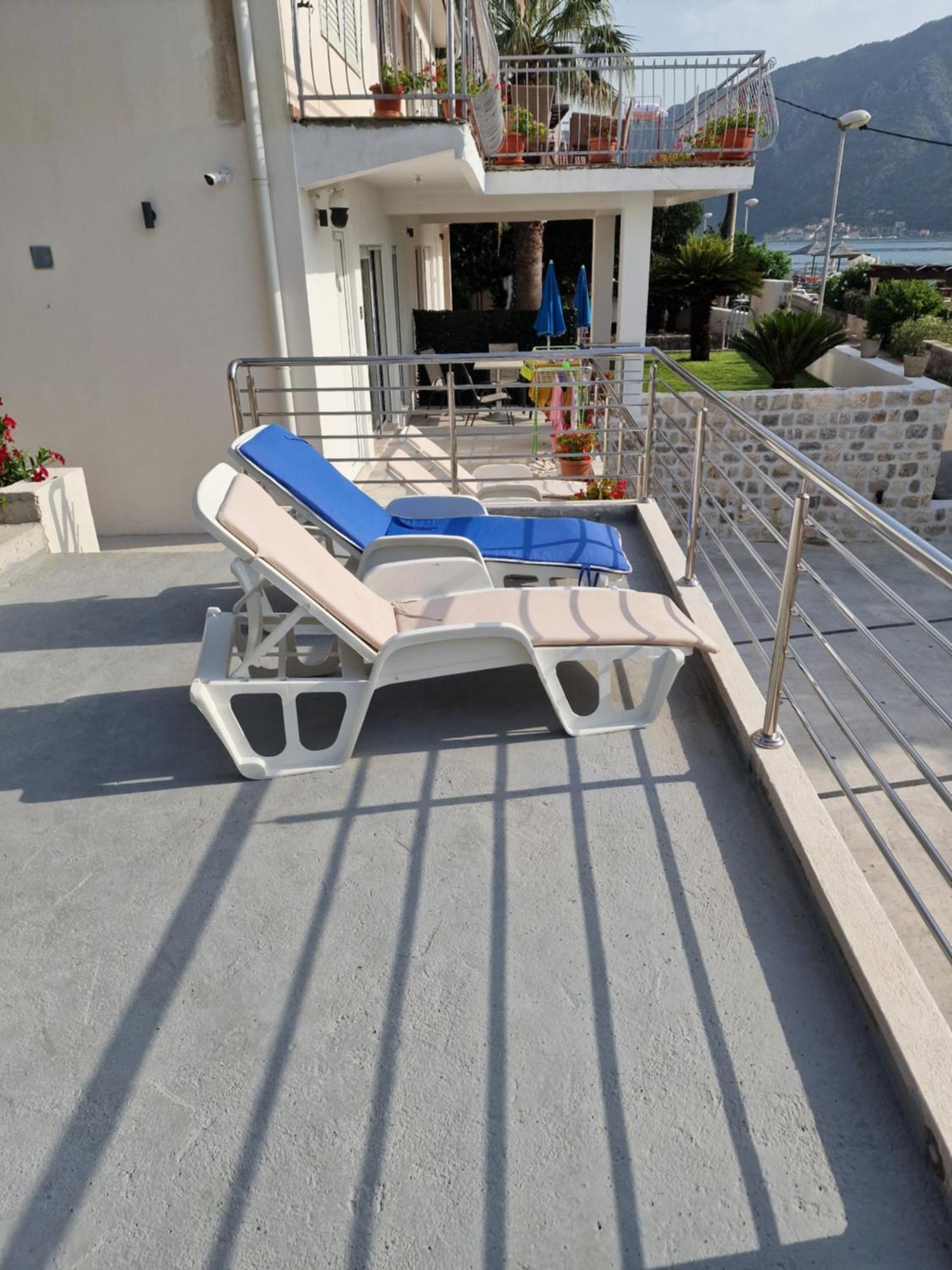 Waterfront Apartment Petrovina Kotor Extérieur photo